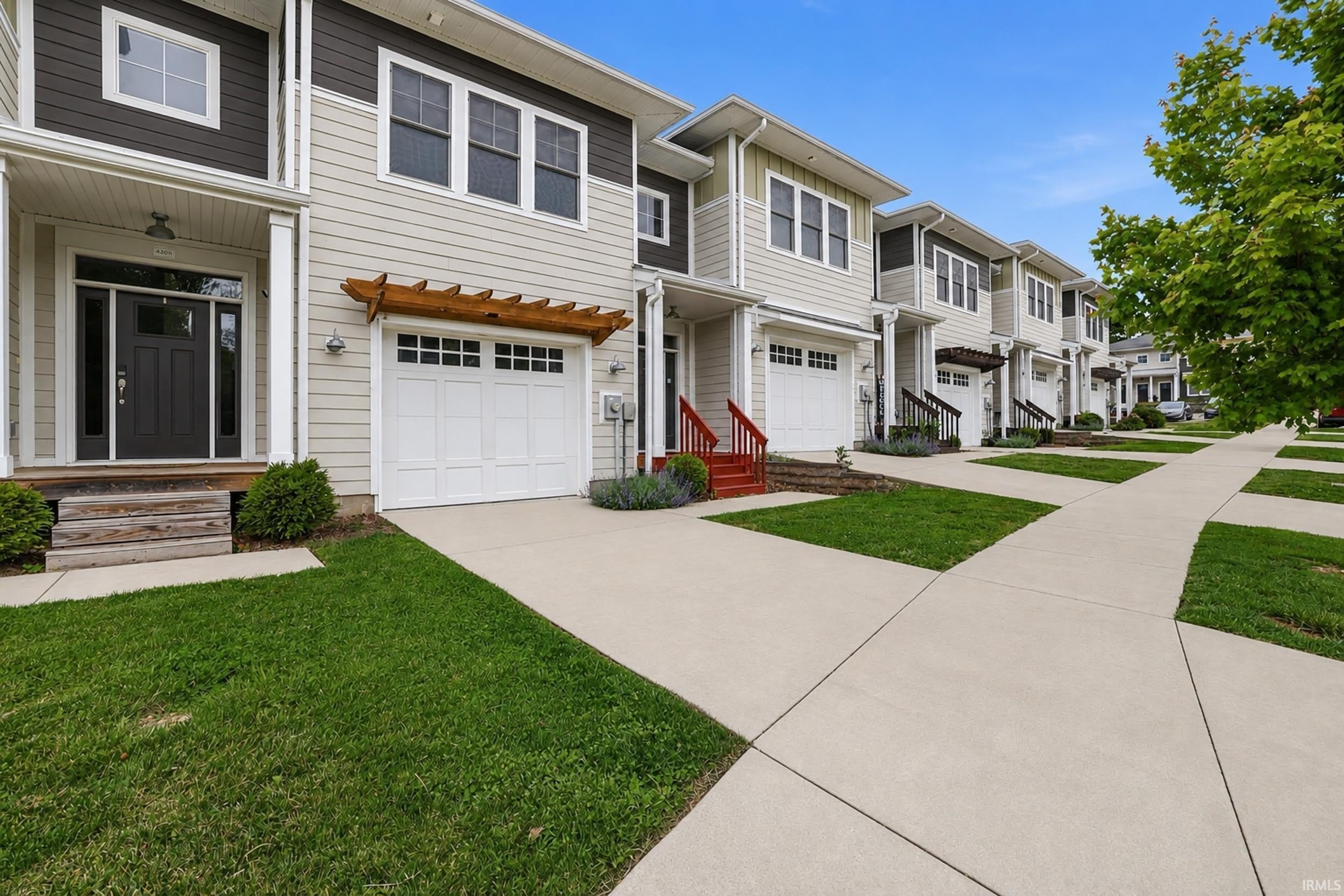 4315 N Cypress Lane – photo 2