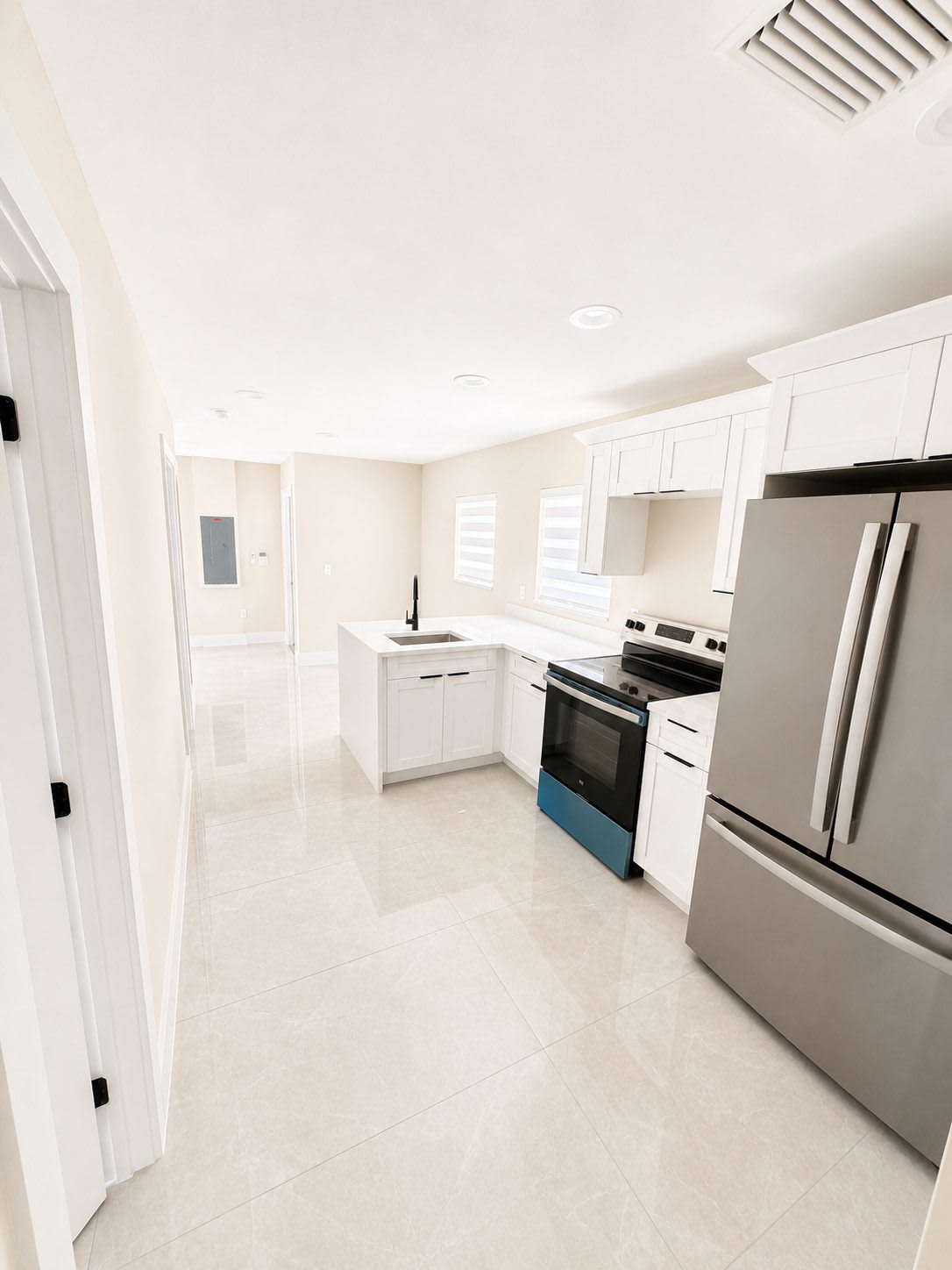 4856 Hampton Ct – photo 3