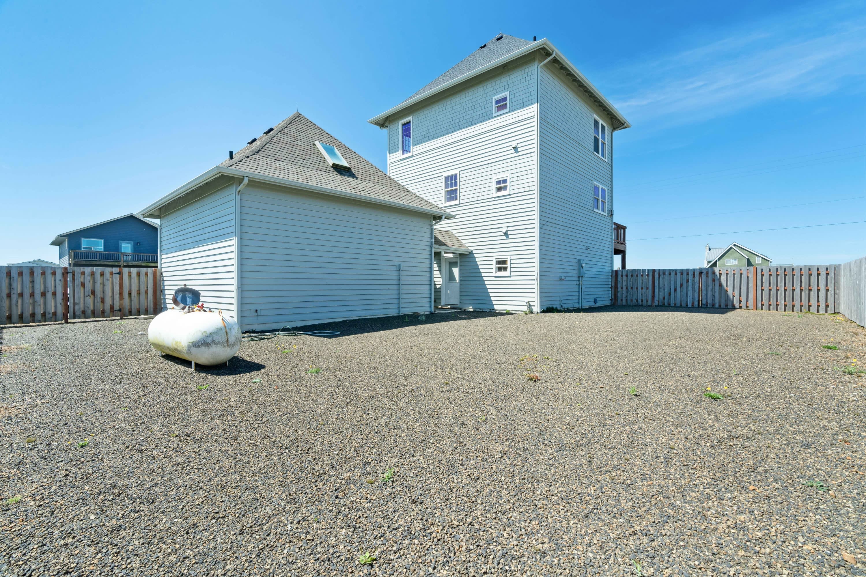 1140 Ocean Shores Boulevard Southwest – photo 2