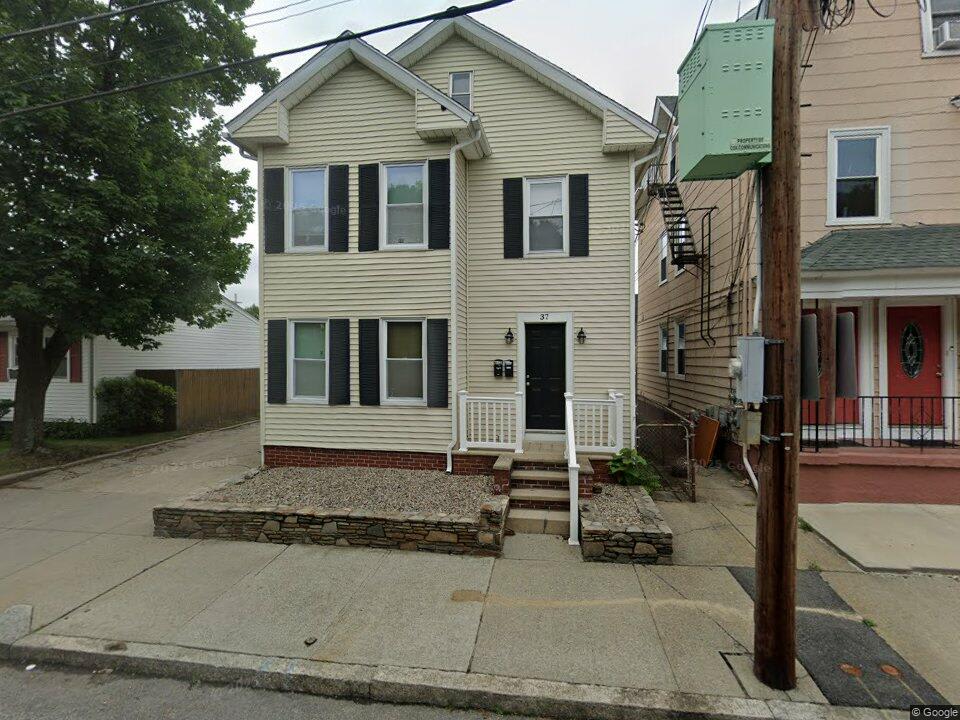 37 Harris Ave Unit 2 – photo 1