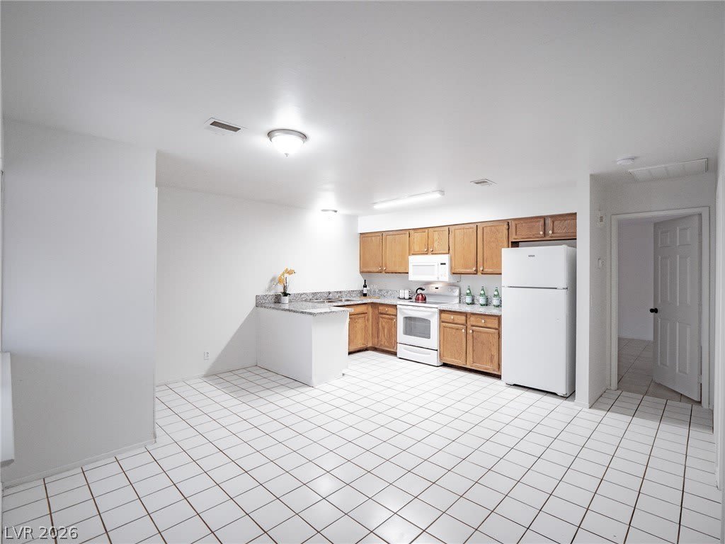 825 Hedge Way – photo 5