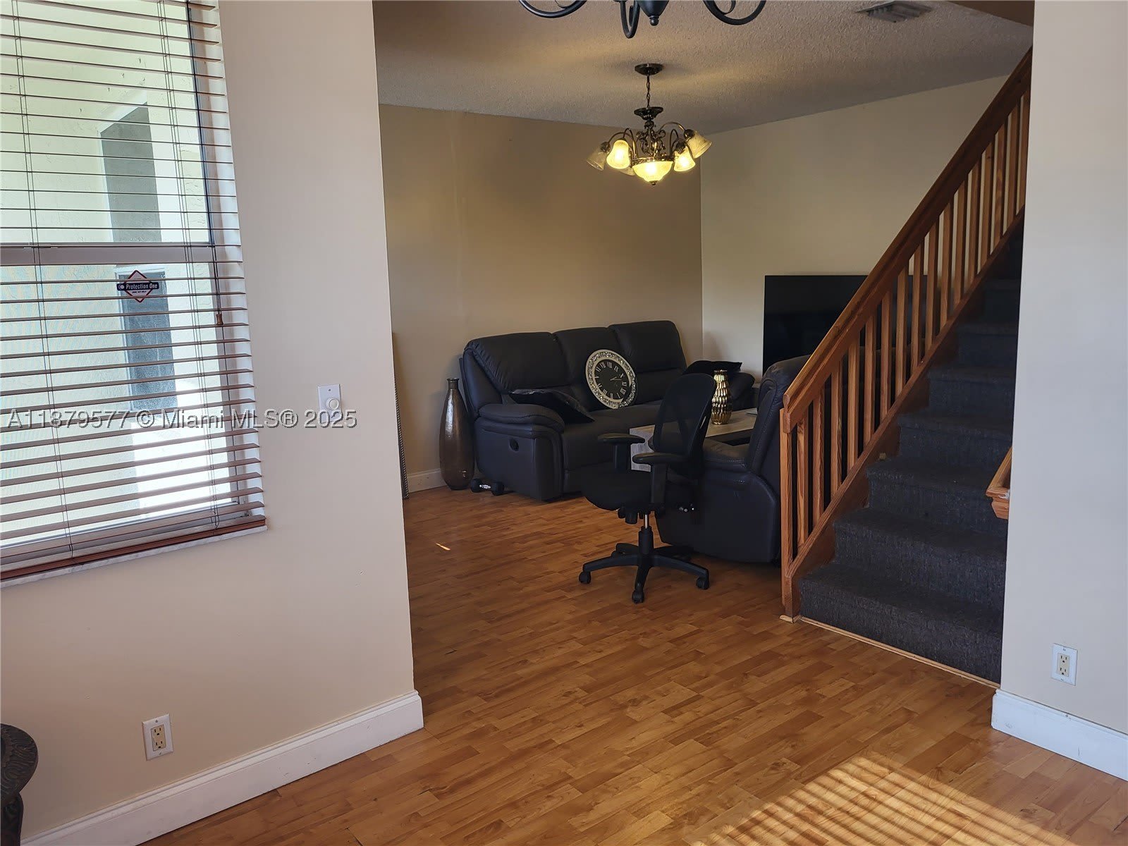 820 NE 212th Ter – photo 5