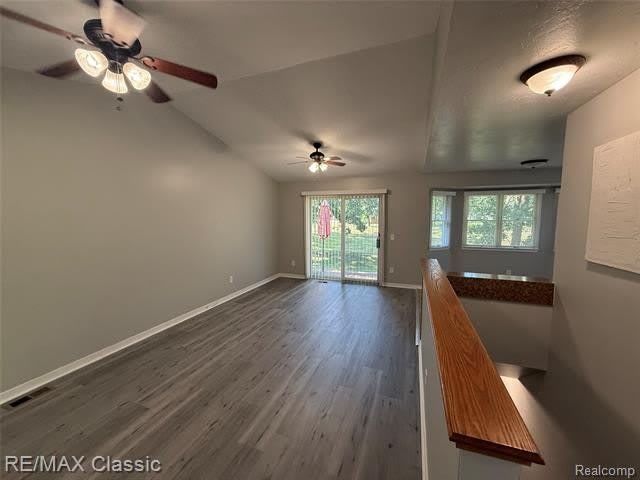 2191 N MILFORD Road – photo 2