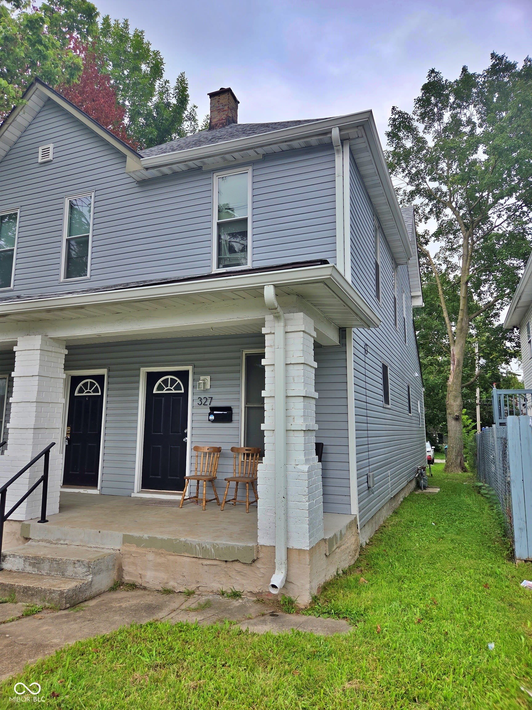 327 N Sherman Drive – photo 3