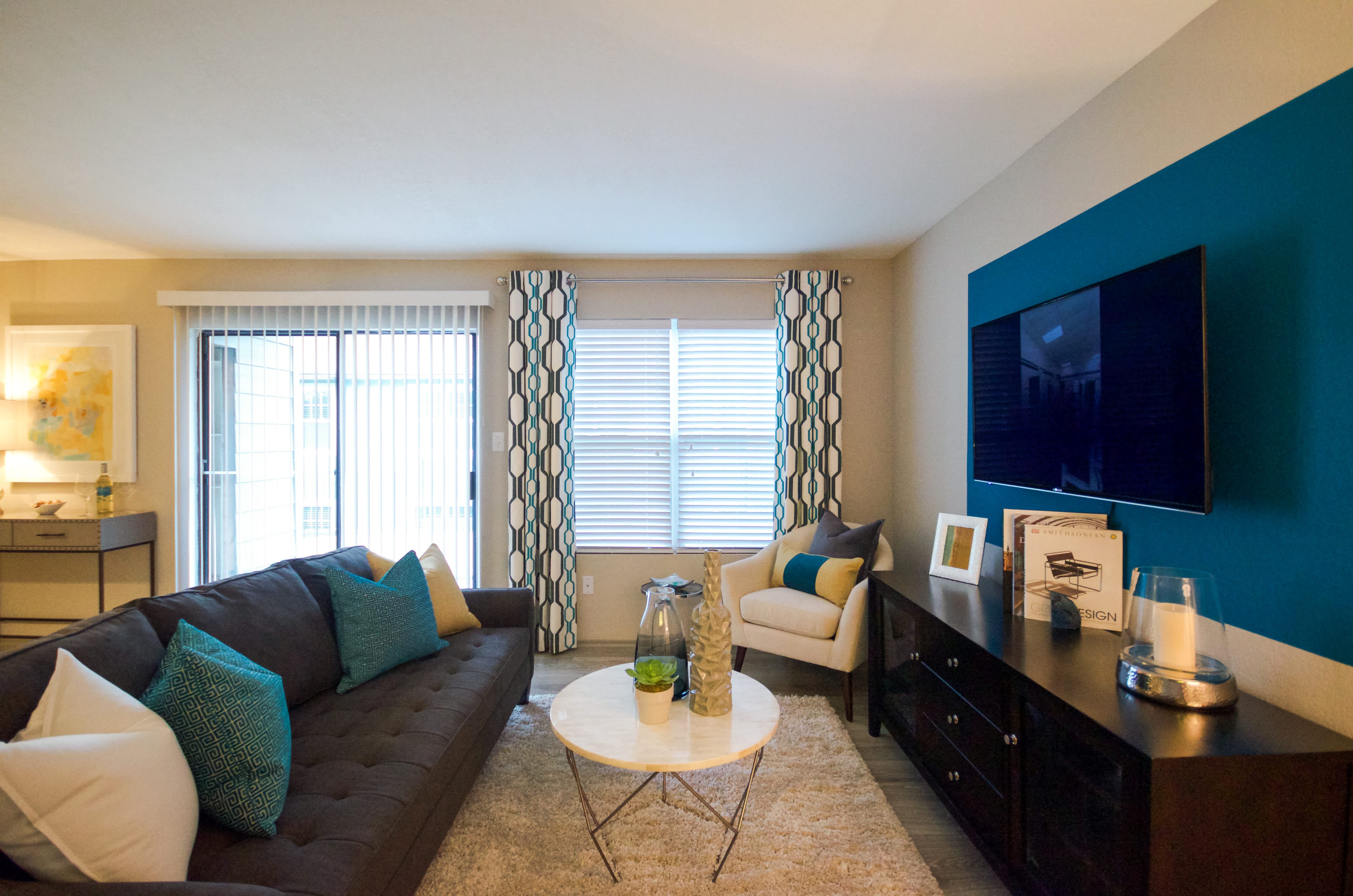 The Metropolitan – photo 4