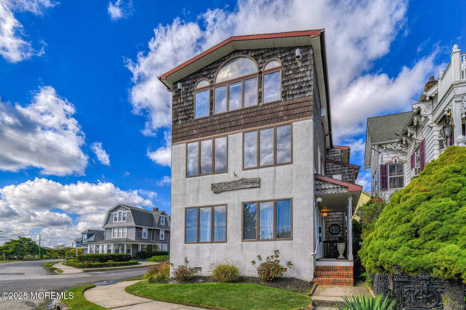113 Central Avenue – photo 1