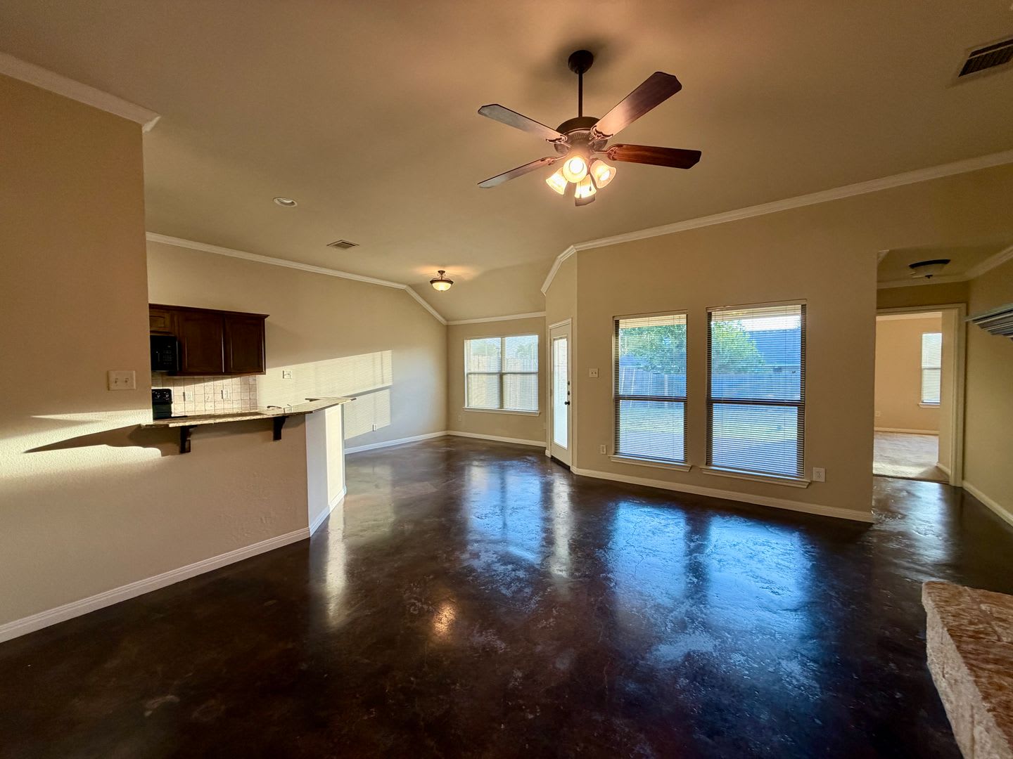 3BR / 2BA Duplex in Hewitt, Texas – photo 5