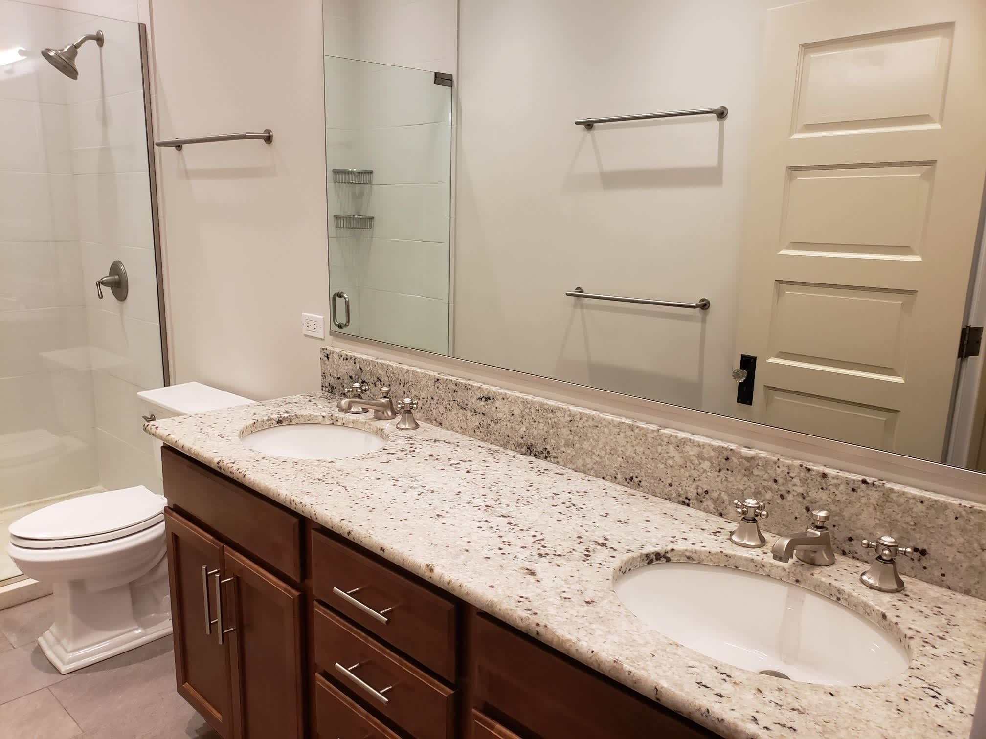 4351 N. Hermitage Ave. – photo 3