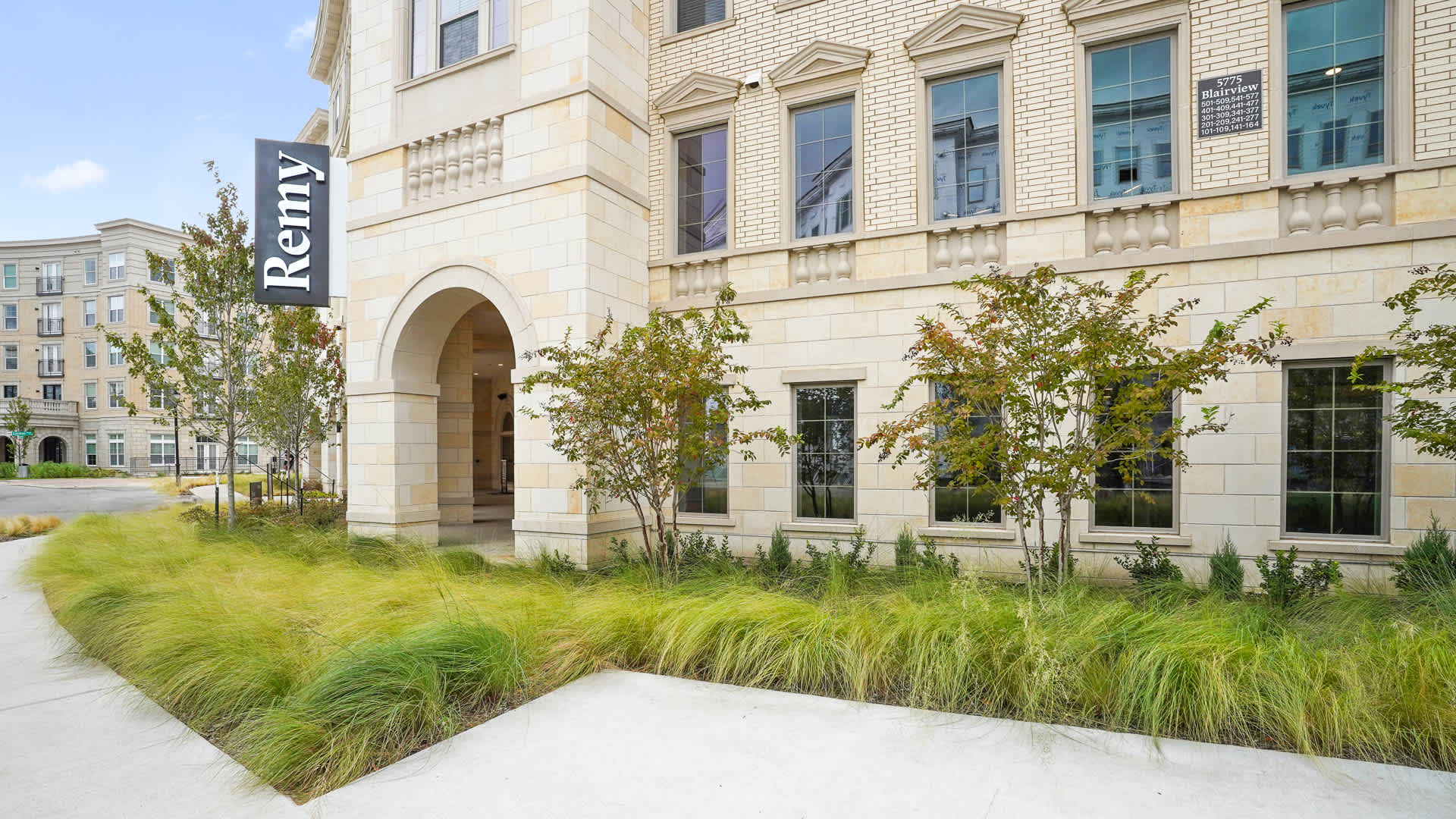 Remy Apartments – photo 1