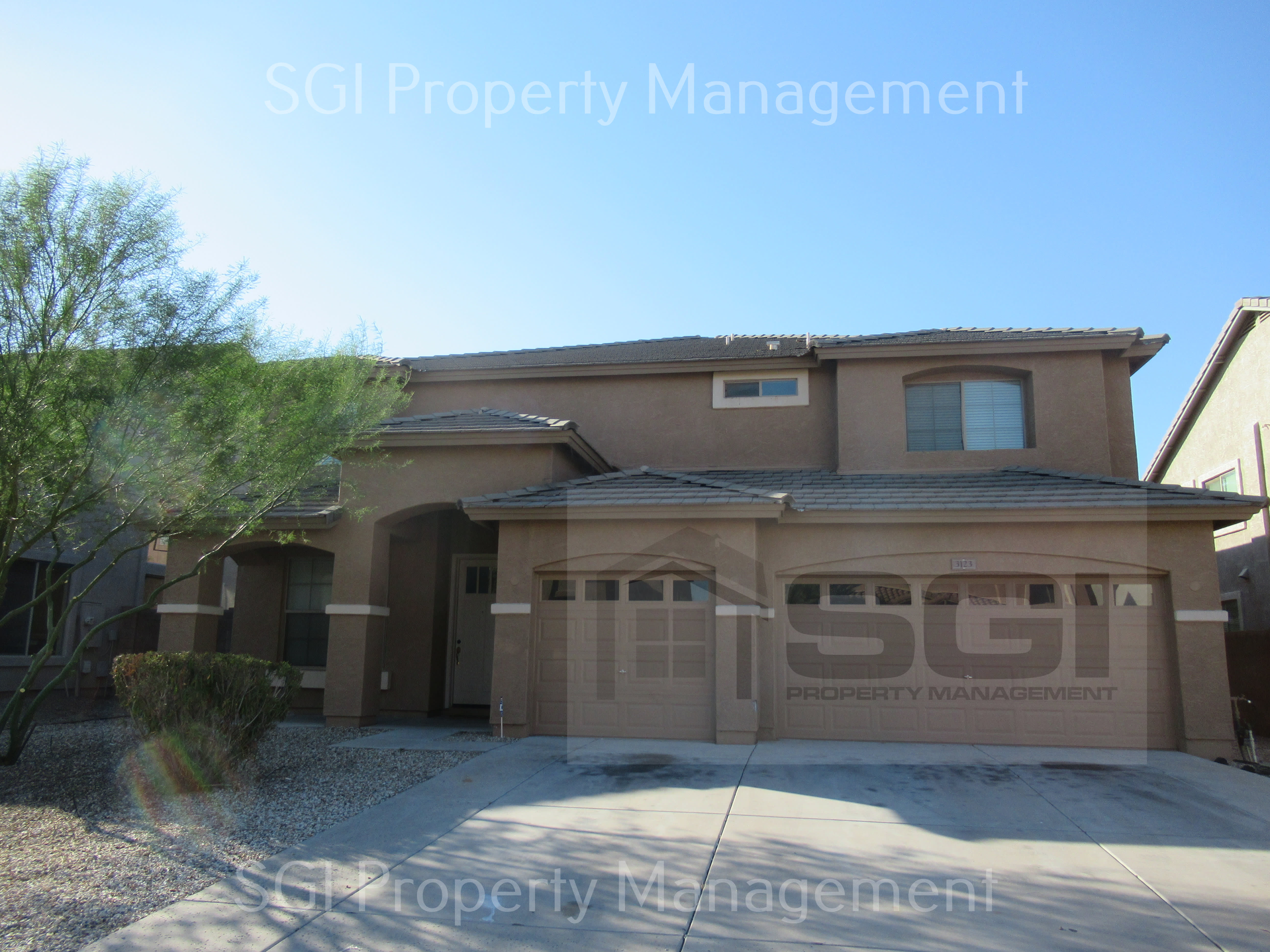 3123 W Pleasant Ln – photo 1