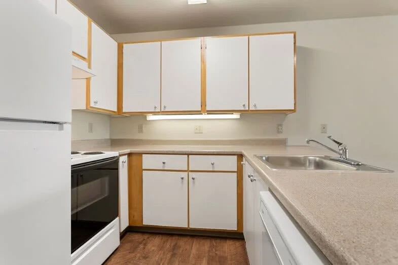 Ventura Park Plaza Apartments – photo 5