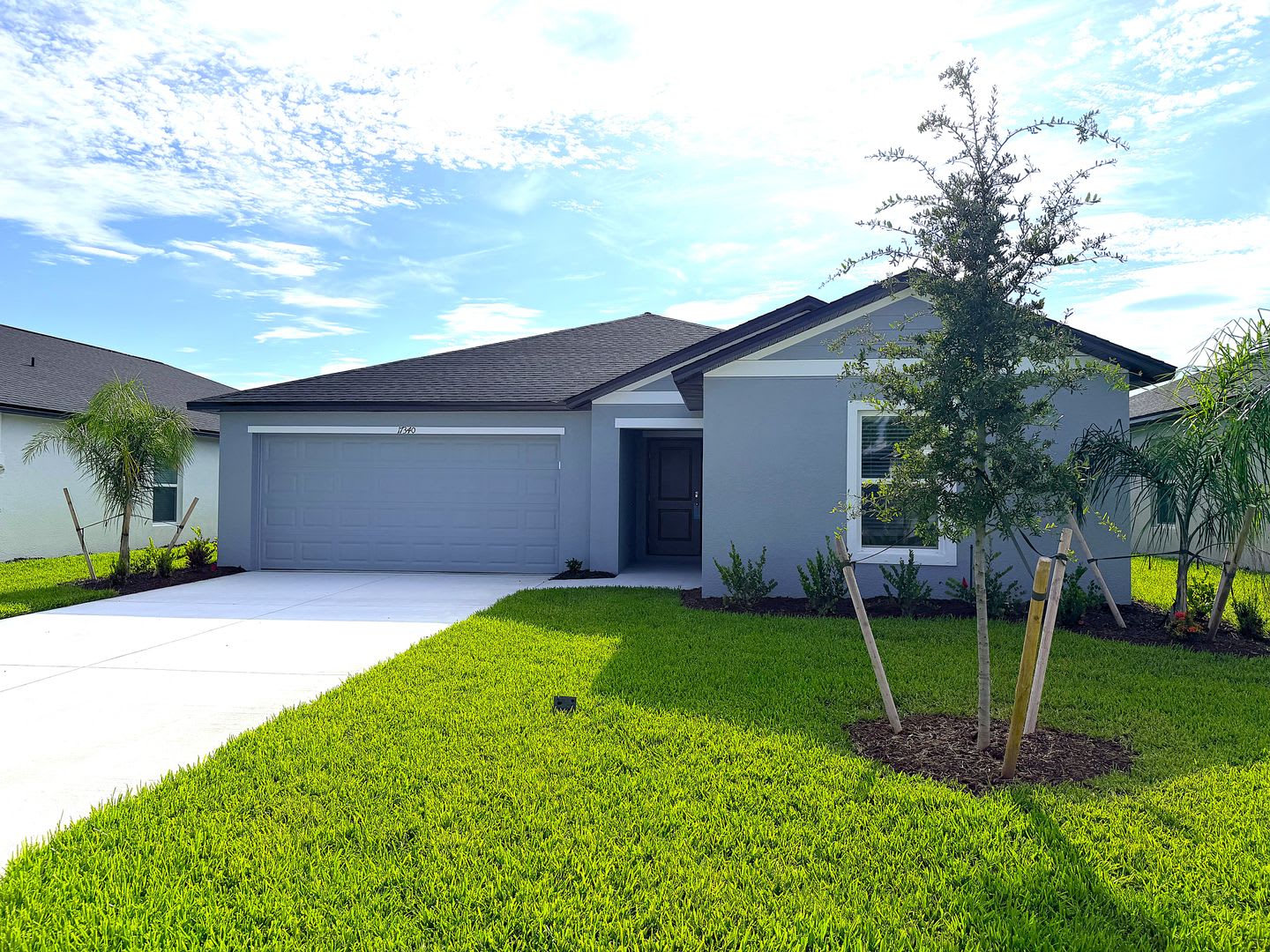 FIRST MONTH RENT FREE! 4/2 IN CRANE LANDING N. FT. MYERS, FL! – photo 2