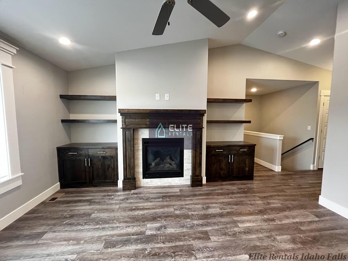 3196 Stella Dr – photo 4