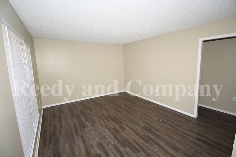 5158 Breckenwood Dr – photo 3