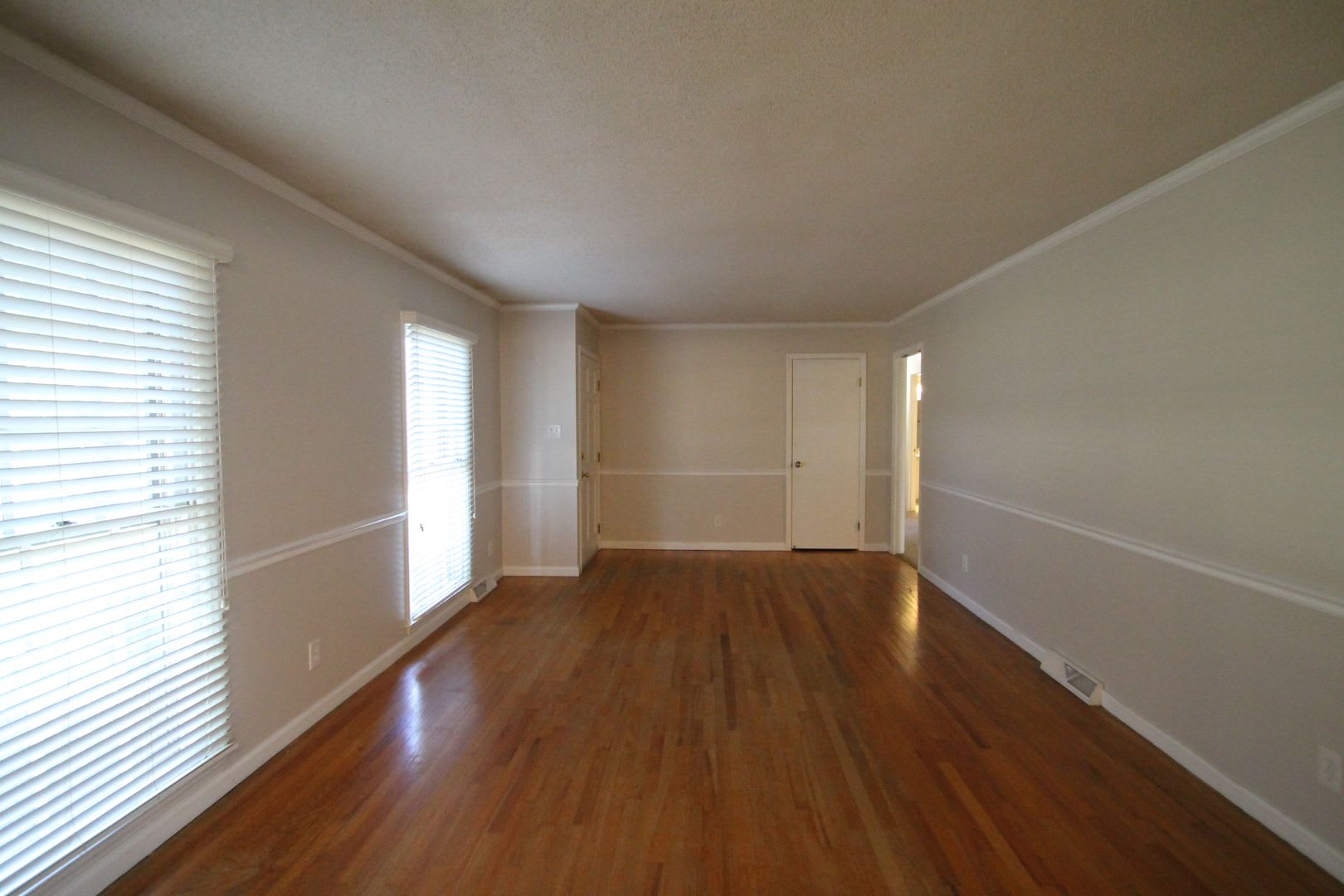 Exclusively Offered By Muse Realty Llc – photo 2