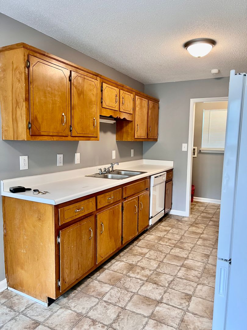3 Bedroom Home Available In Woodlawn – photo 5
