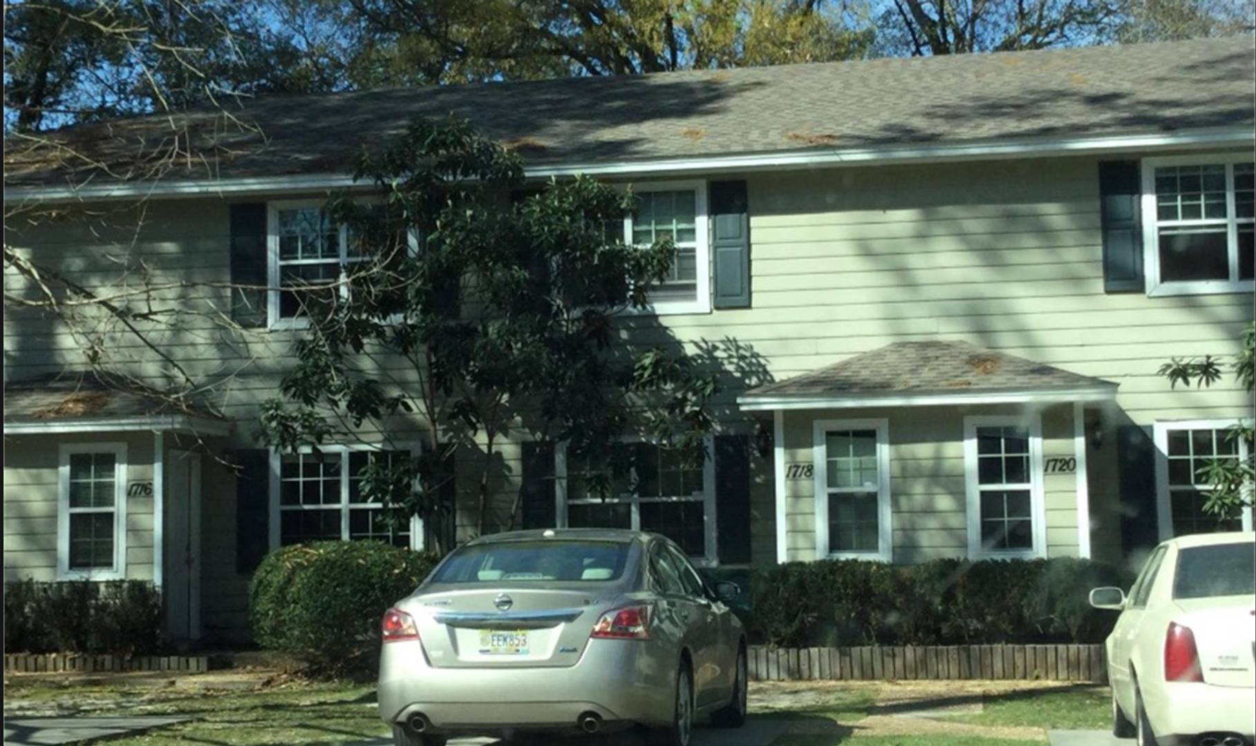 2 bedroom/1.5 bathroom Townhome – photo 1
