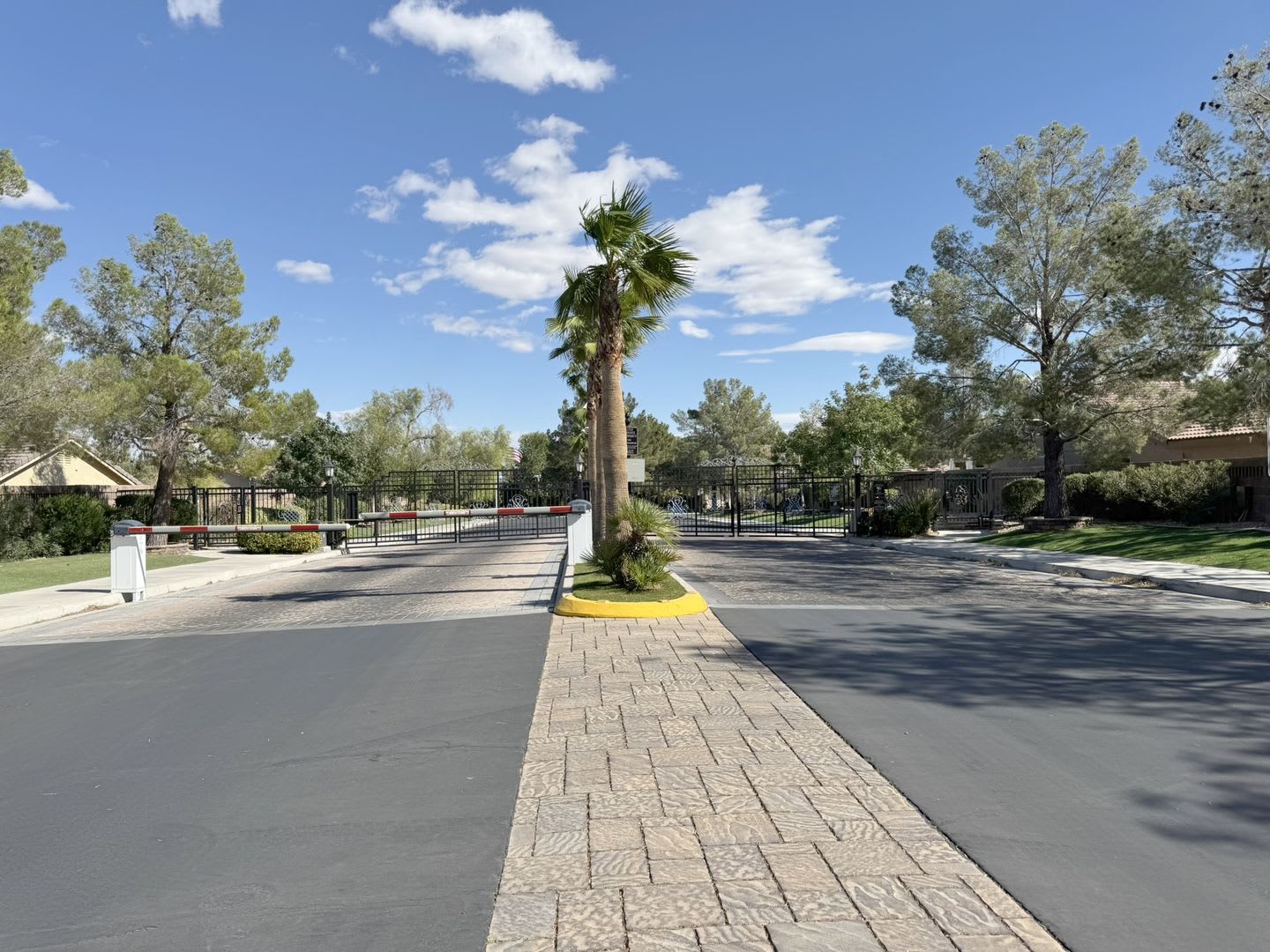 Coming Soon On 9 01 2026 Charming 3 Bedroom Single Story Home In Gated Community W Private Courtyard – photo 1