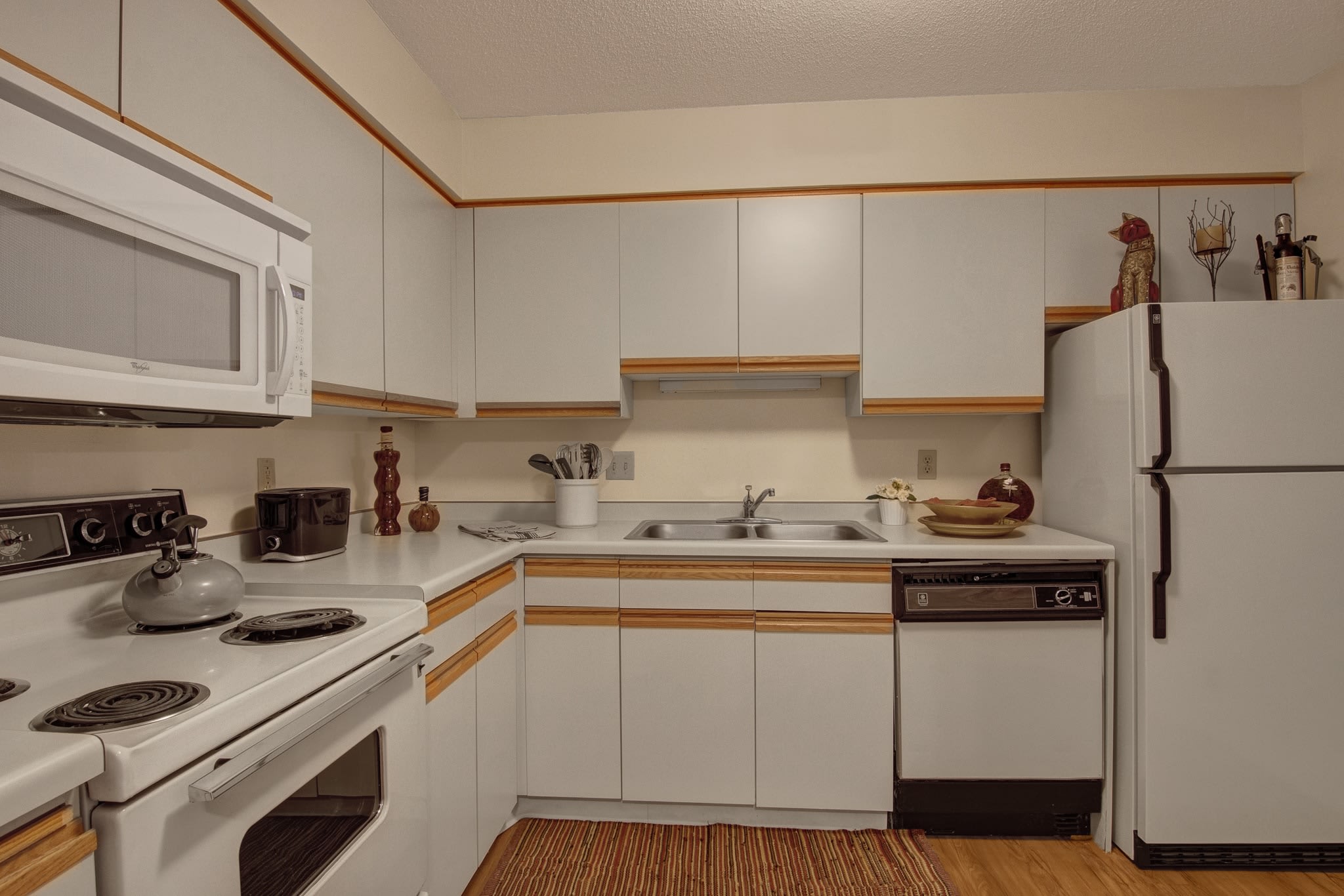 Town Centre Apartments – photo 5