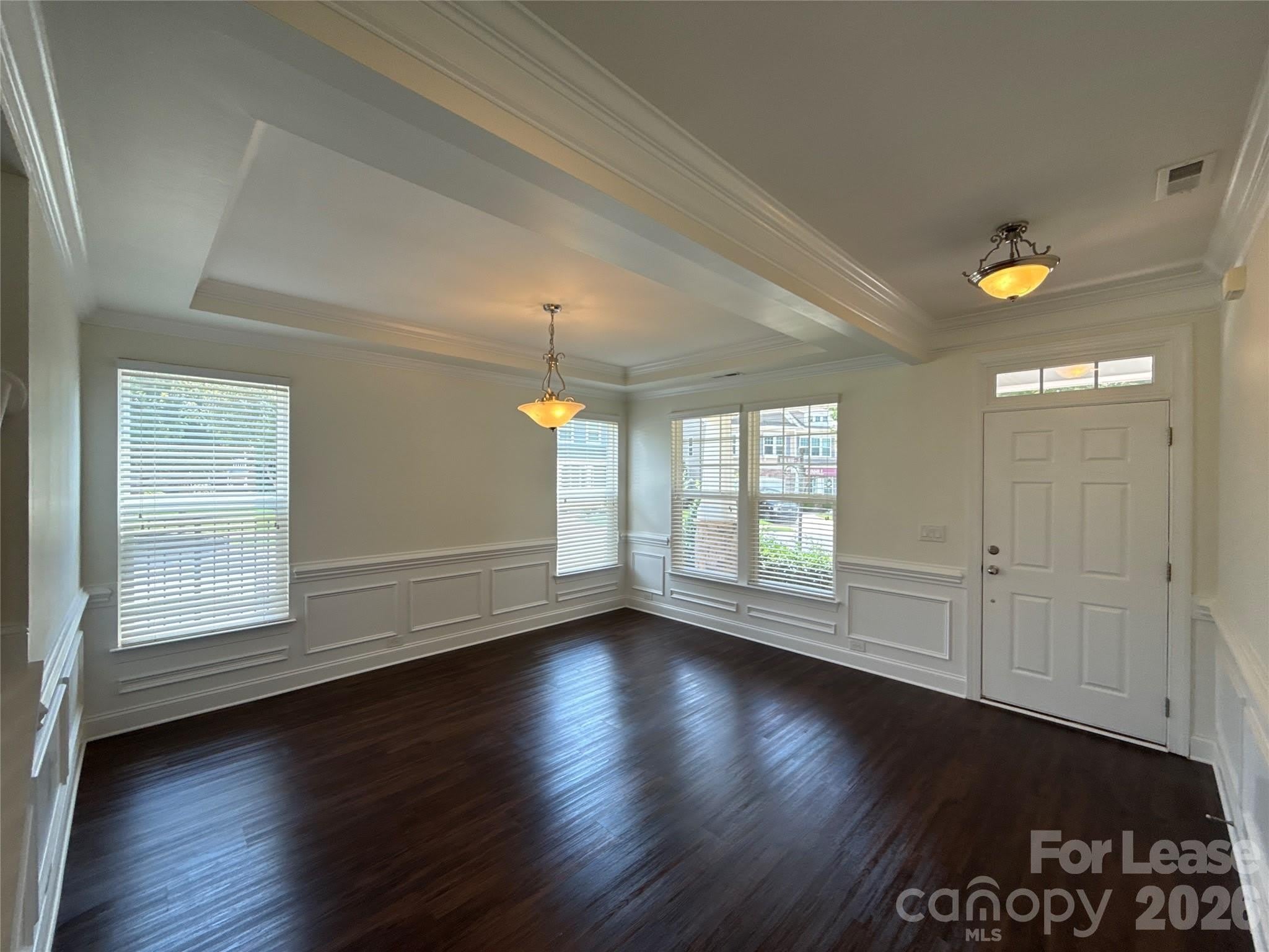 1019 Dunhill Lane – photo 2