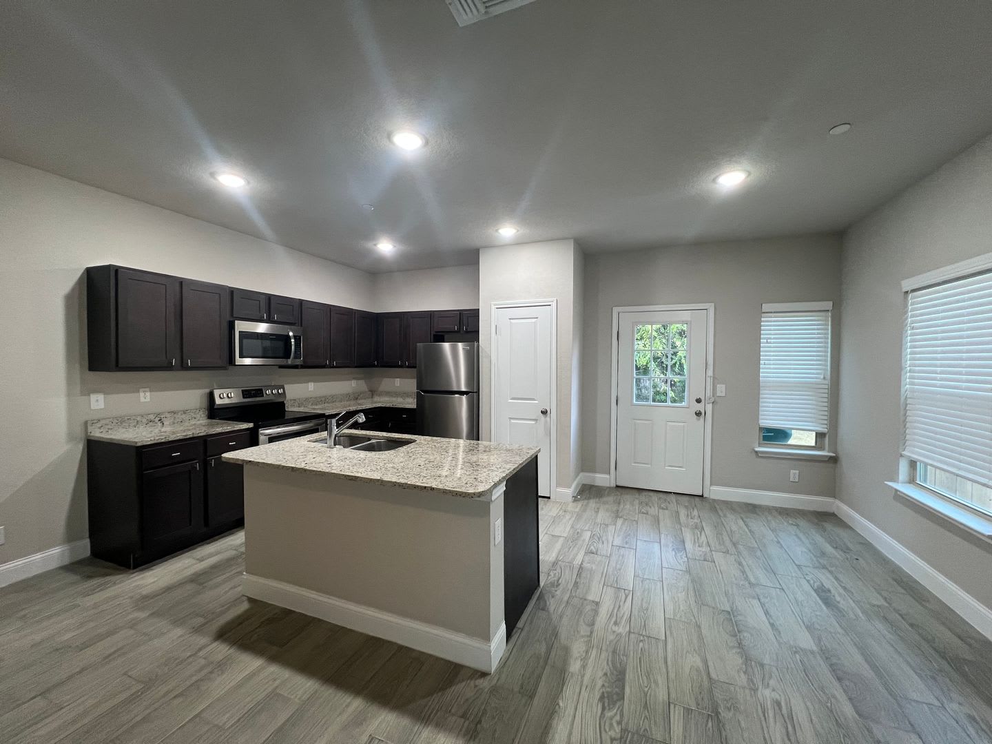7417 Savannah Brooks Live Oak Tx 78233 – photo 5