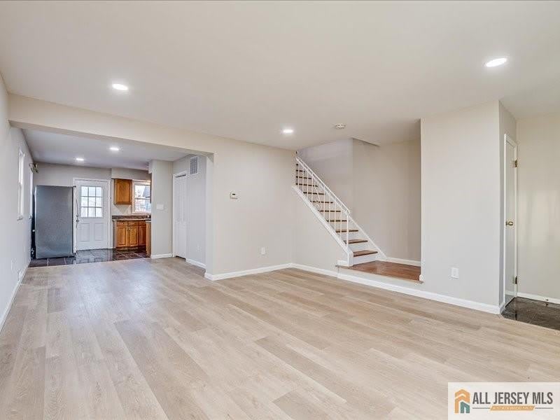 11 Hyde Avenue – photo 3
