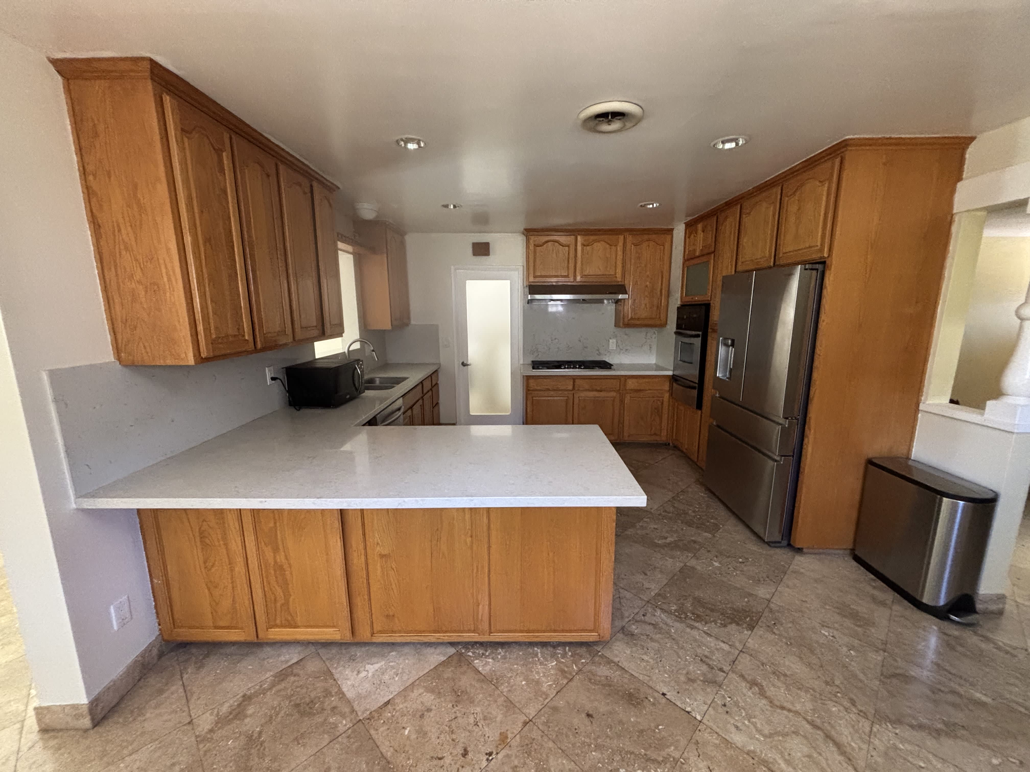 677 Taft Court – photo 3