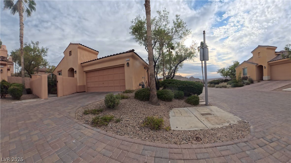 1274 Calcione Drive – photo 2