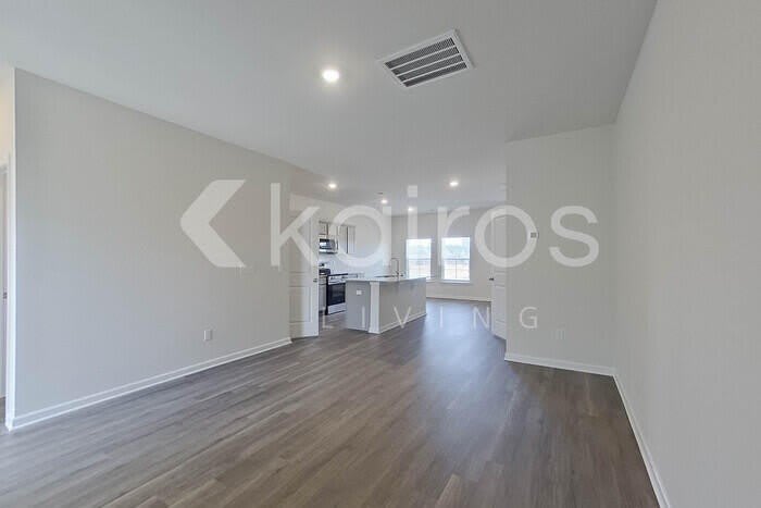 2097 Banyan Circle – photo 5