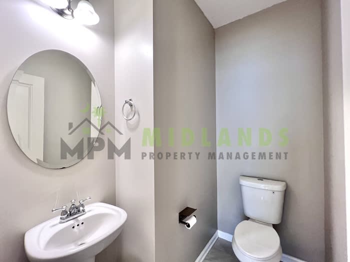 464 Edenhall Drive – photo 3