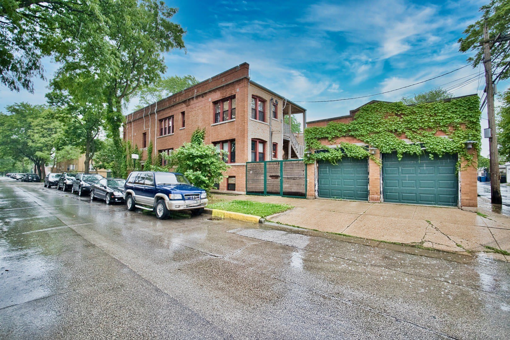 2437 W North Shore Avenue – photo 2