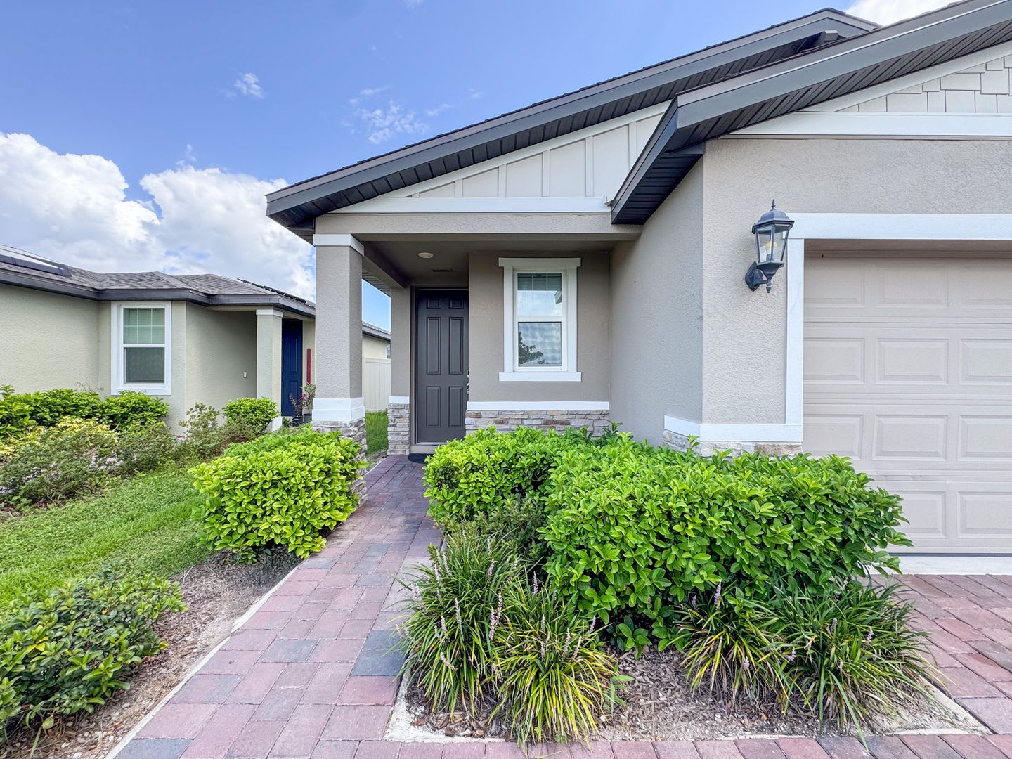 3 Bedroom 2 Bath with Double Car Garage in Poinciana! – photo 4