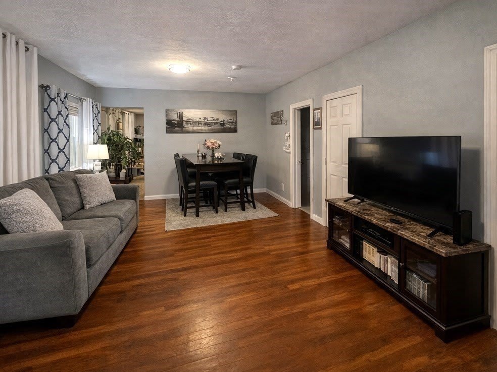 178 Cohasset St – photo 2