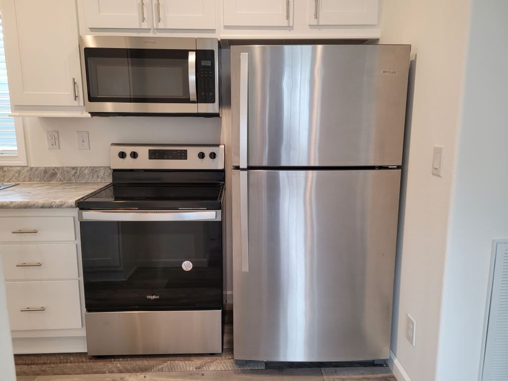 5600 Jennie Street – photo 4