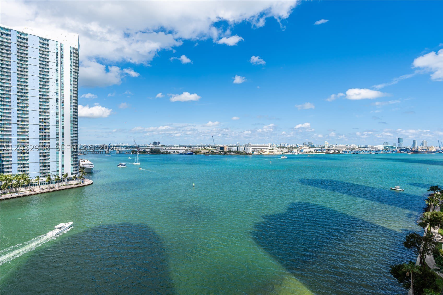 900 Brickell Key Blvd – photo 2