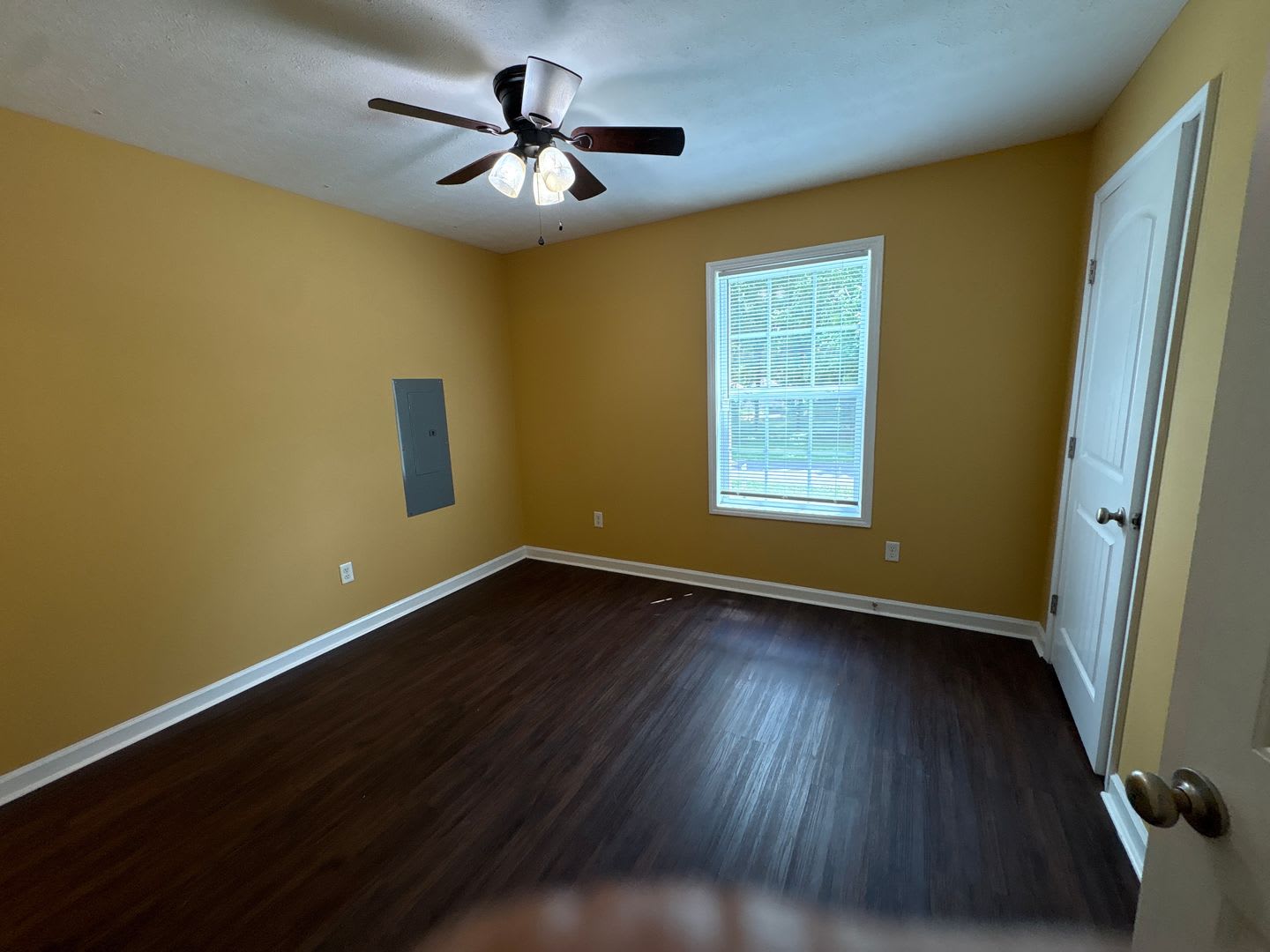 Beautiful Home near Historic Downtown Tullahoma! – photo 5