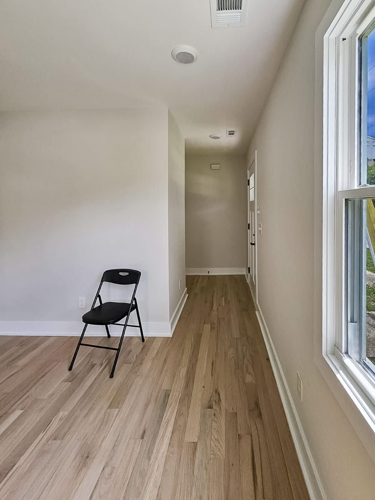 2818 Vaulx Lane – photo 3