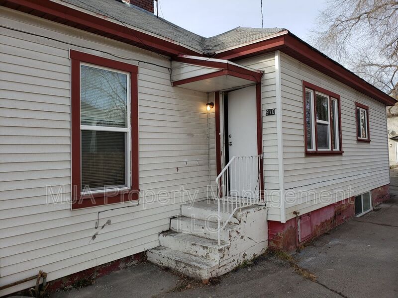 970 W Center St – photo 2