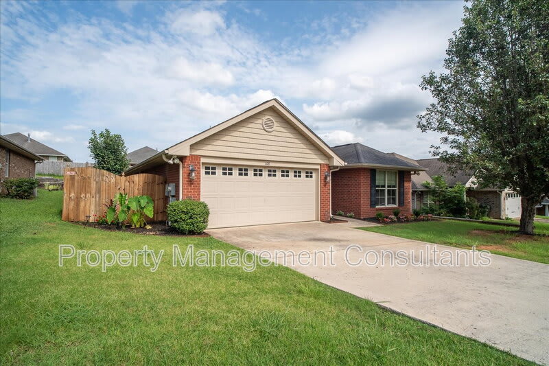 108 Oak Shade Drive – photo 1