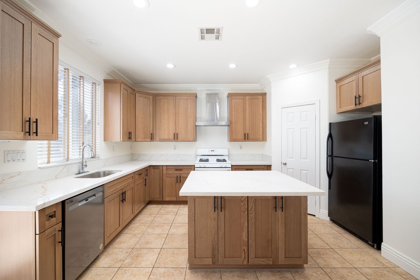Eastlake Trails Home Available for Rent! – photo 5