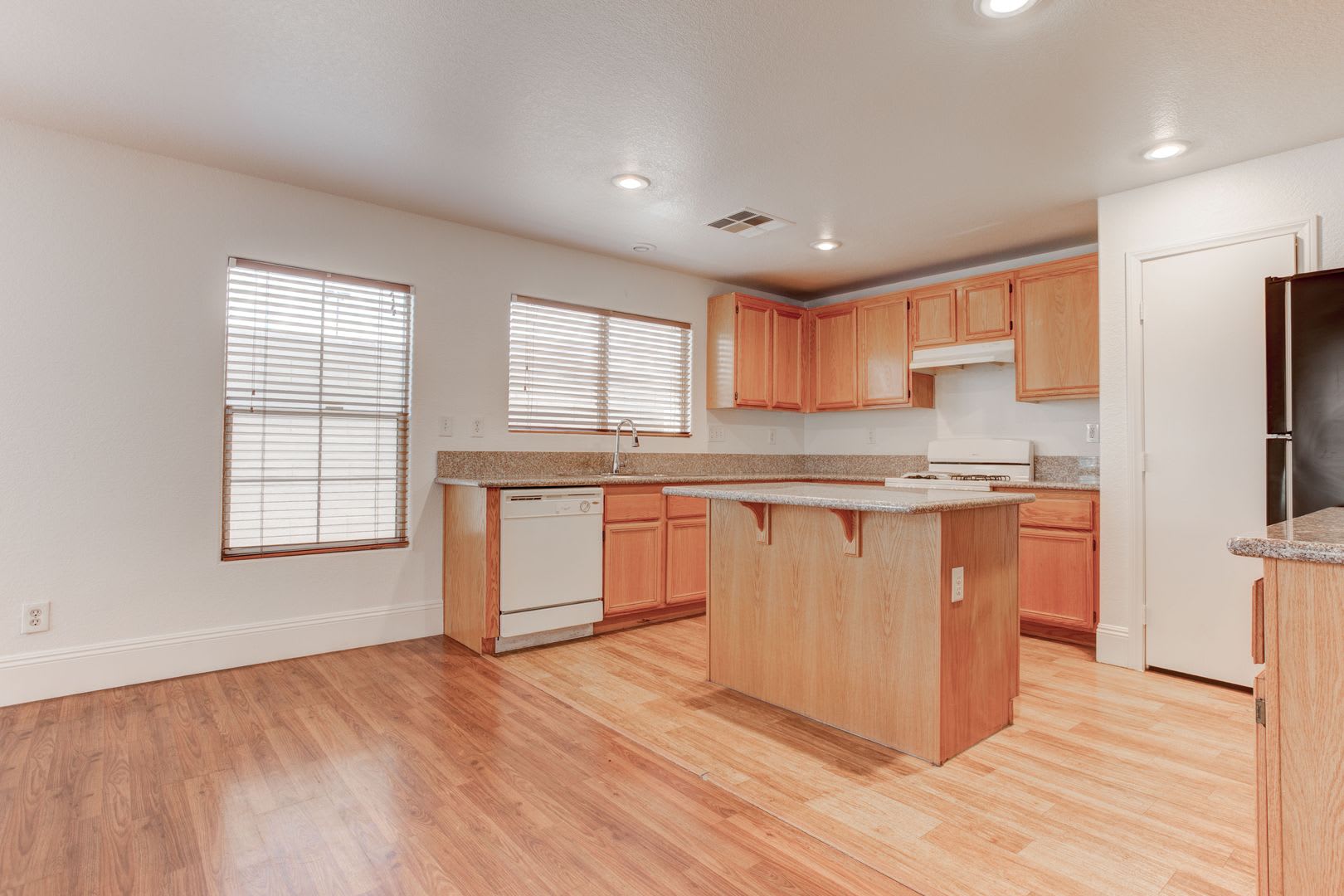 Charming Two Story 3 Bedroom Home – photo 5