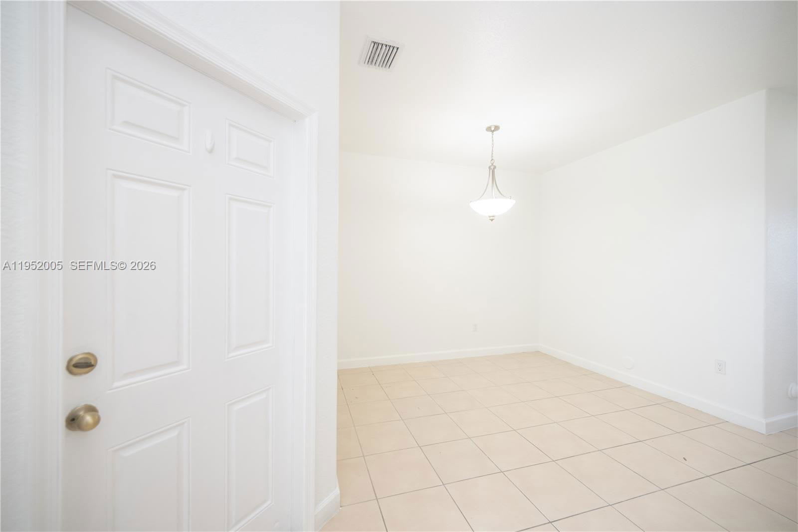 2532 Southeast 15th Court – photo 3