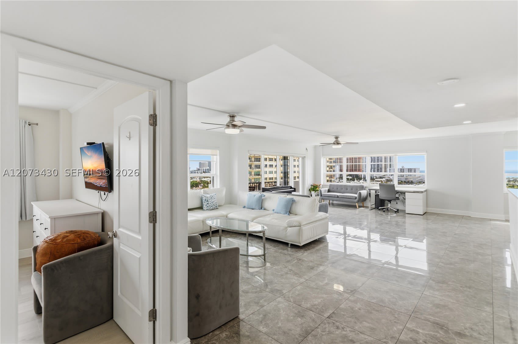 340 Sunset Dr – photo 3