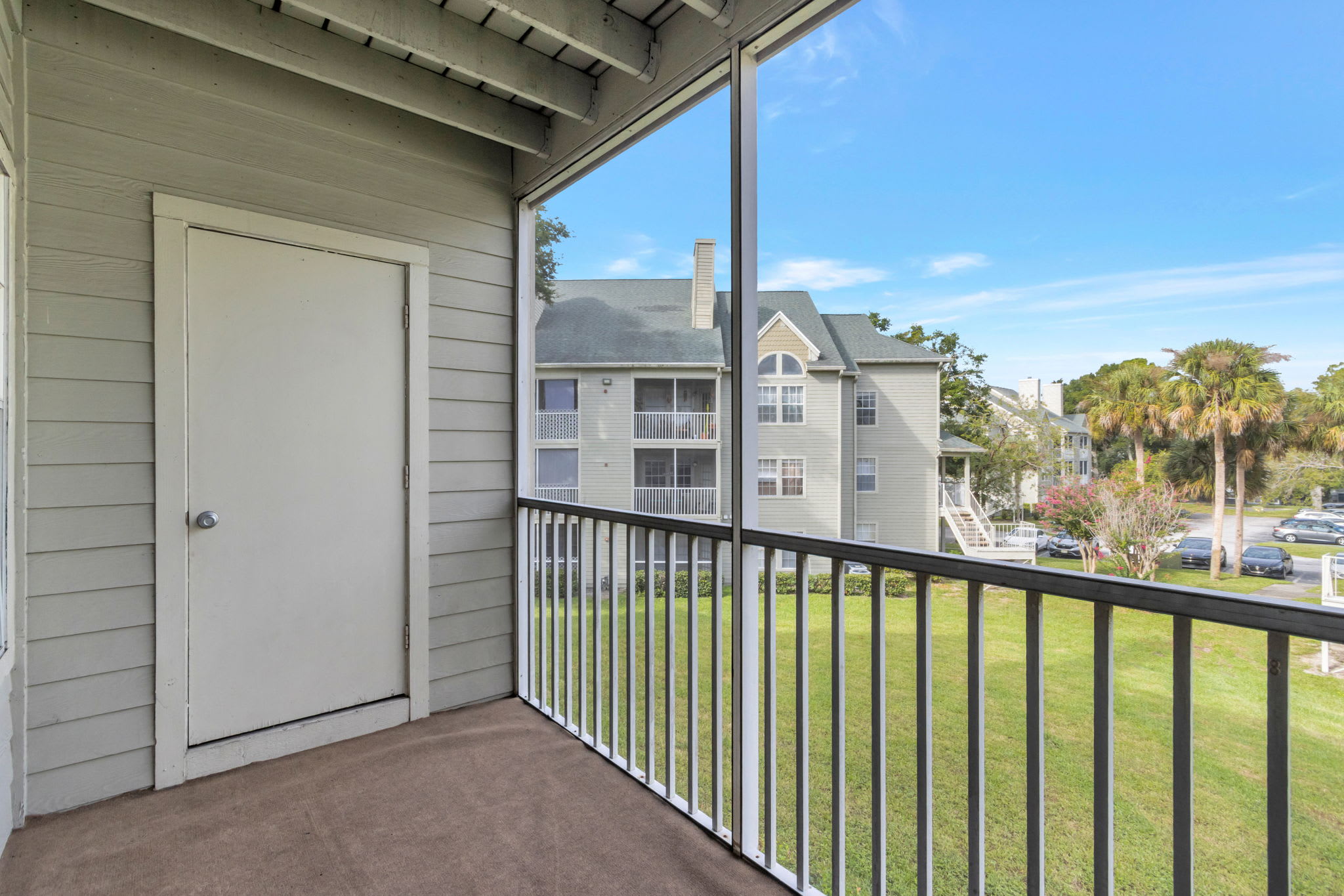 6136 Westgate Dr Apt 203 – photo 1