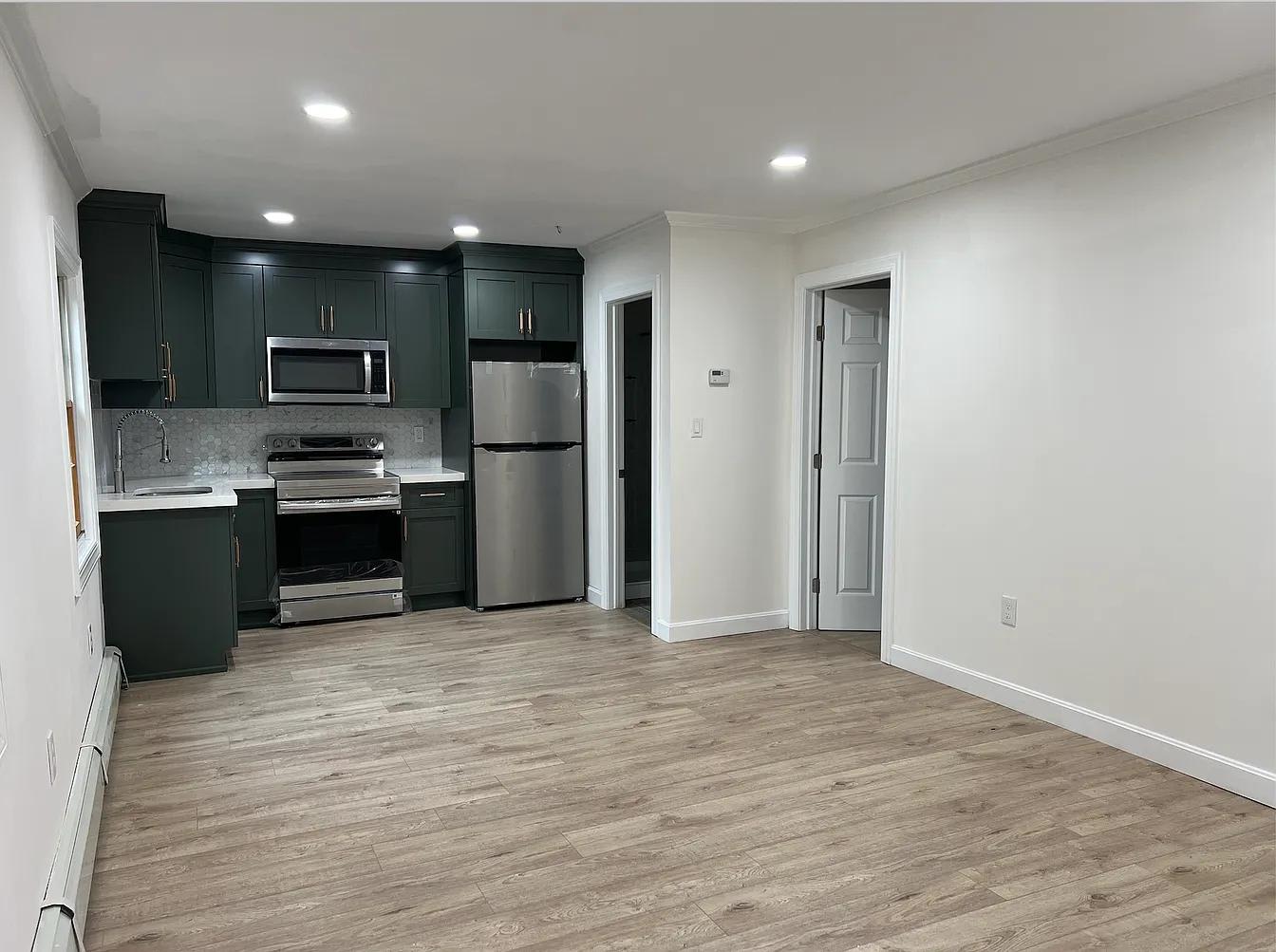 16 John St – photo 2