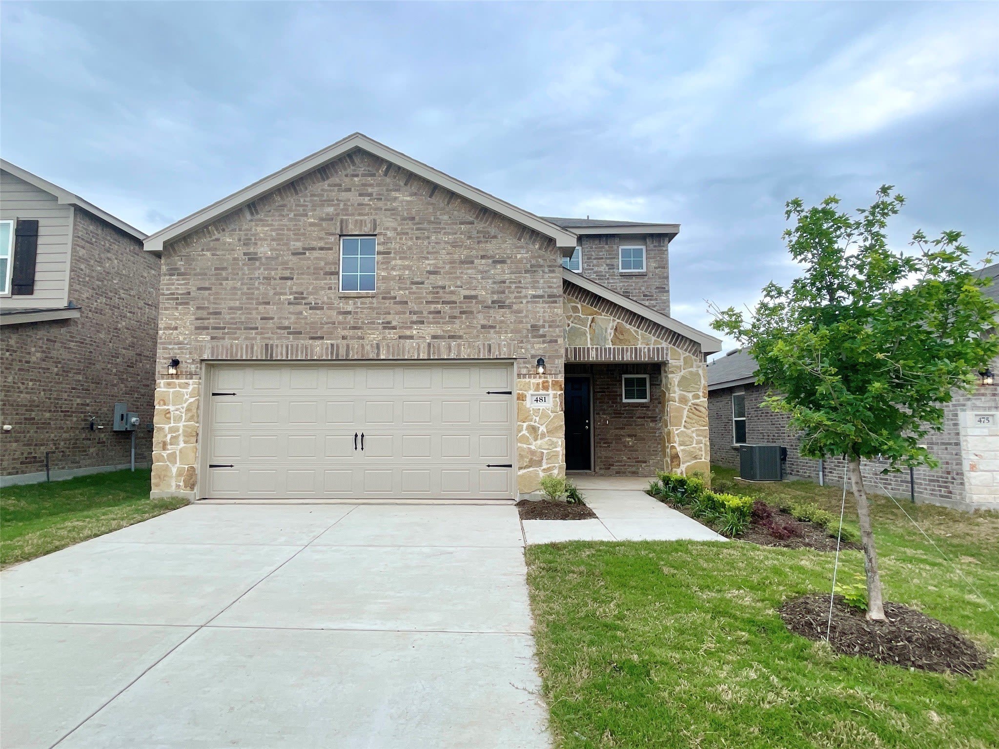 481 Grenada Lake Drive – photo 1