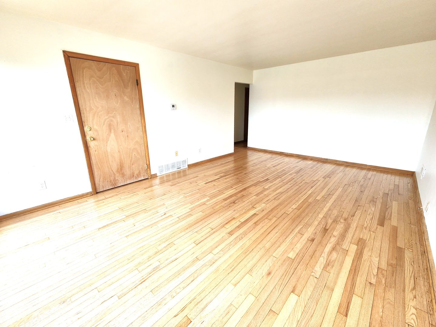*Leasing only – photo 4