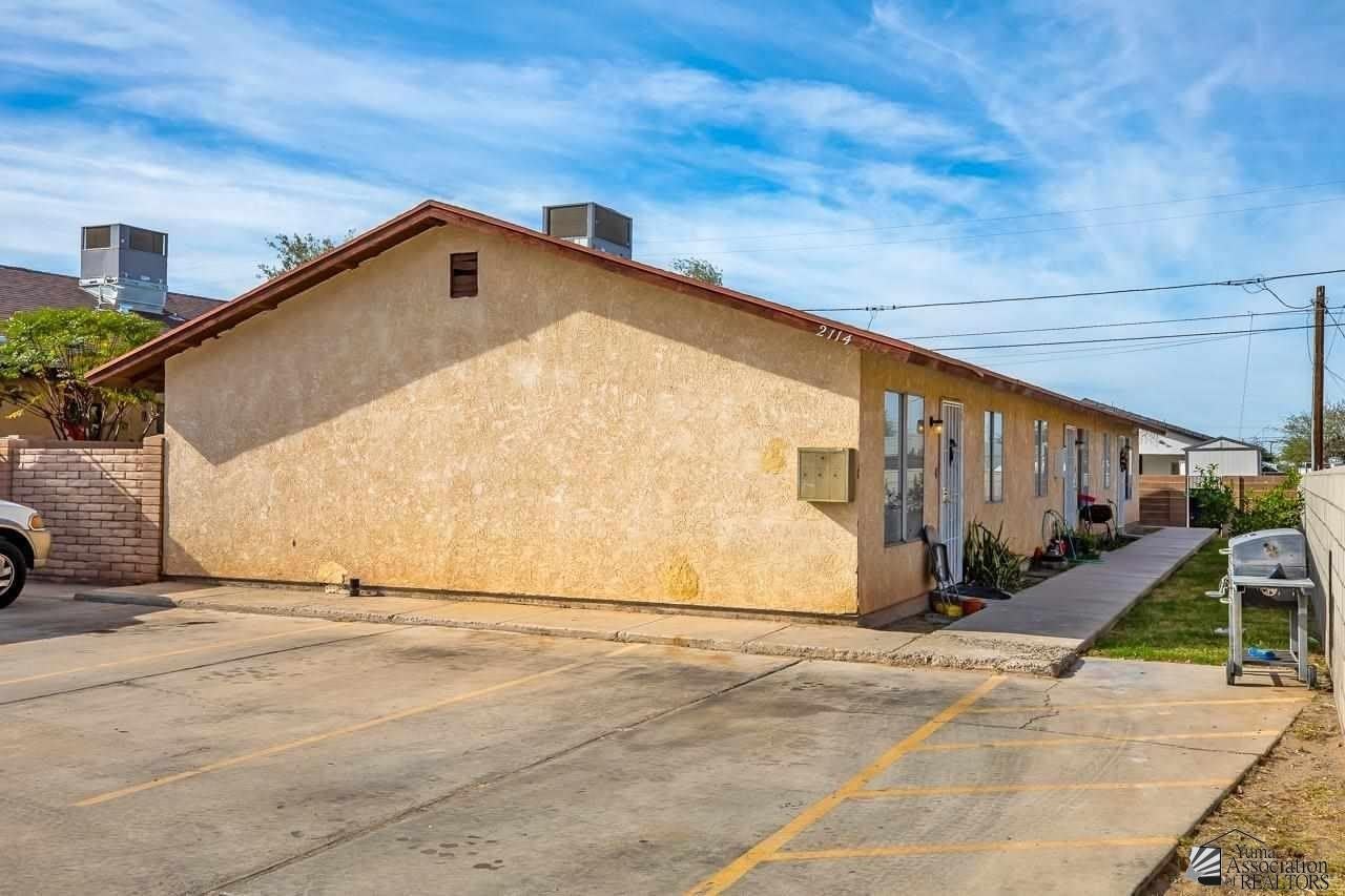 2114 S WALNUT AVE – photo 1