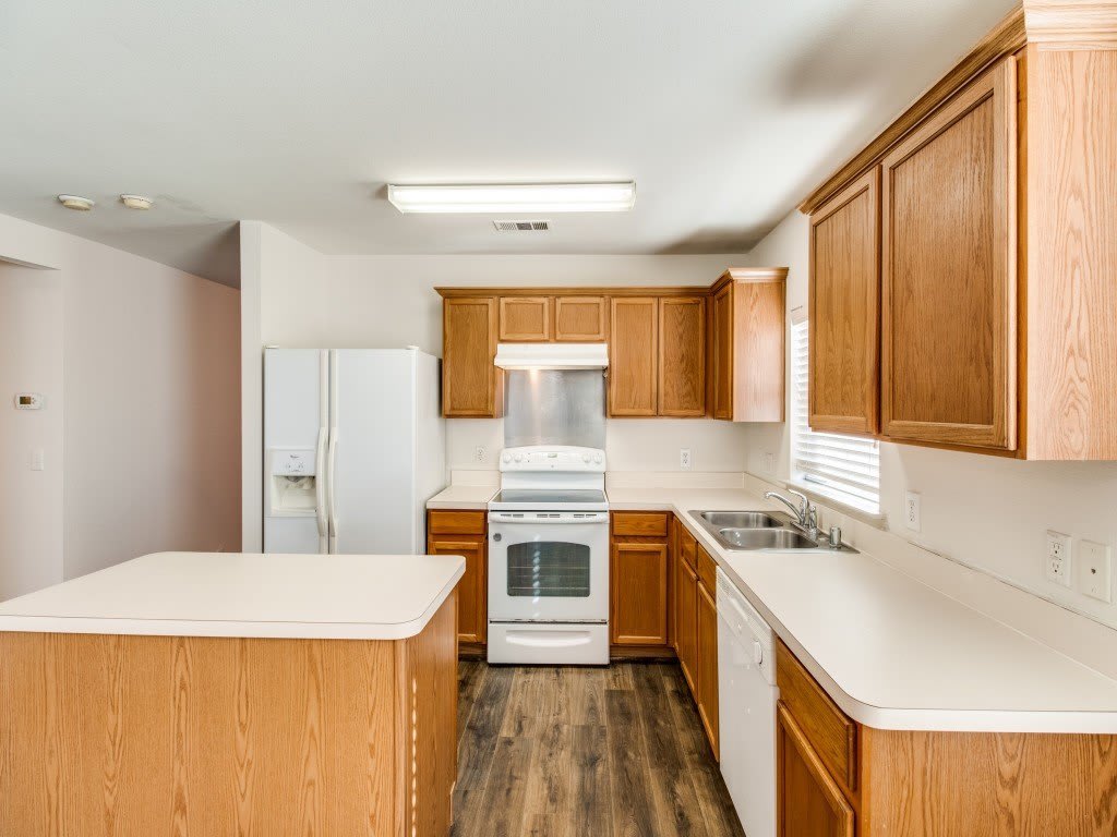 4212 Falcon Drive – photo 5