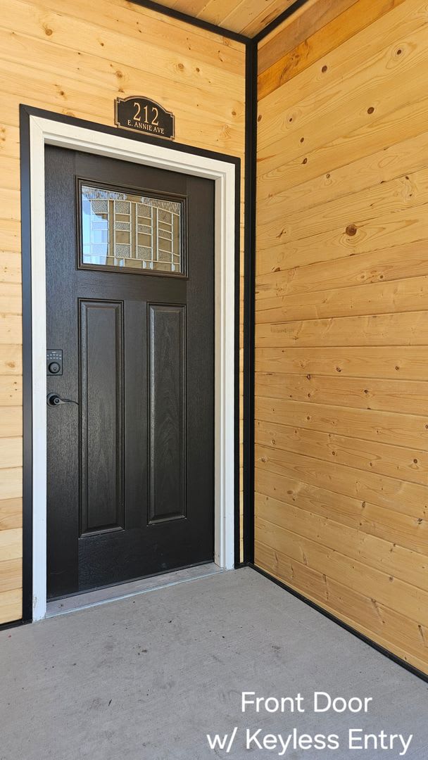 3-Bed, 2-Bath Newer Construction Rancher Located in Midtown CDA – photo 2